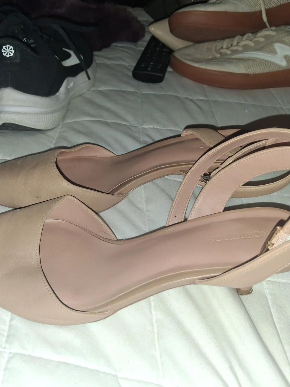Nordstrom Beige Slingback Kitten Heel Pumps